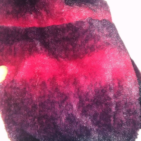 Red and black fluffy soft (faux fur) infinity scarf. Never worn - Picture 3 of 4